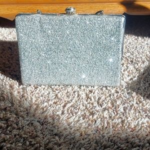 Donated 2025 - Silver sparkling handbag